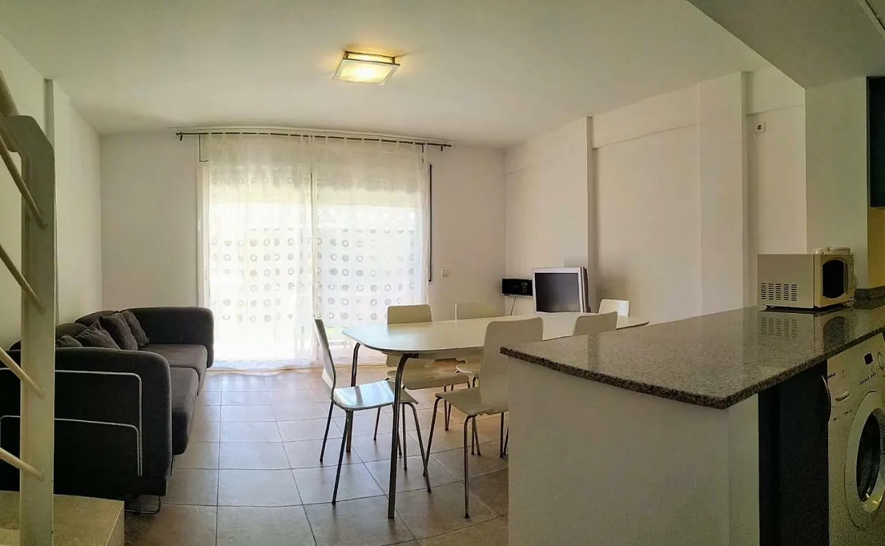 Vacay Villa Anna, Jardin Privado, Piscina Comunitaria, En Costa Brava, L'Escala!